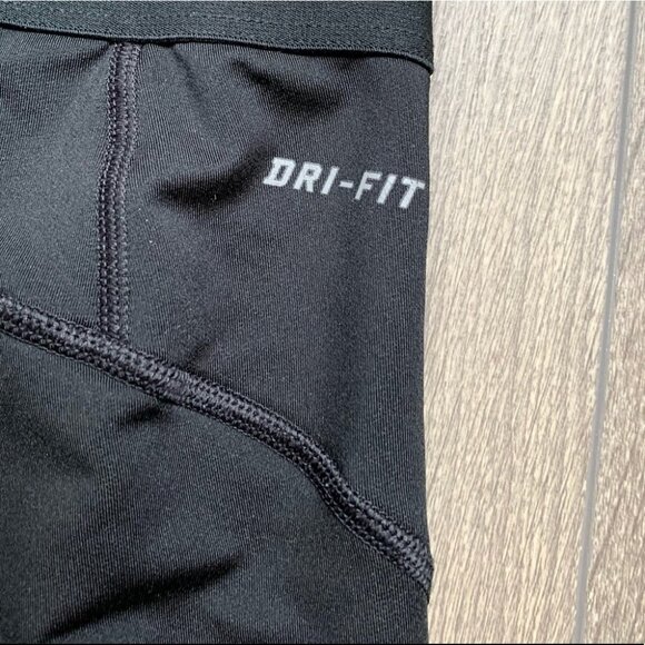 Nike Dri Fit Hyperwarm Pro Mesh Panel Leggings Tights Womens Black Size XS - Picture 11 of 16